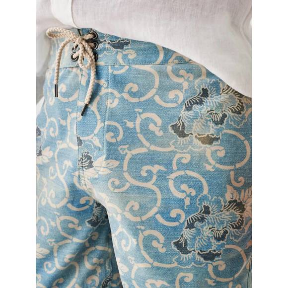 NEW FAHERTY classic boardshort in indigo blossom batik print - Picture 3 of 4